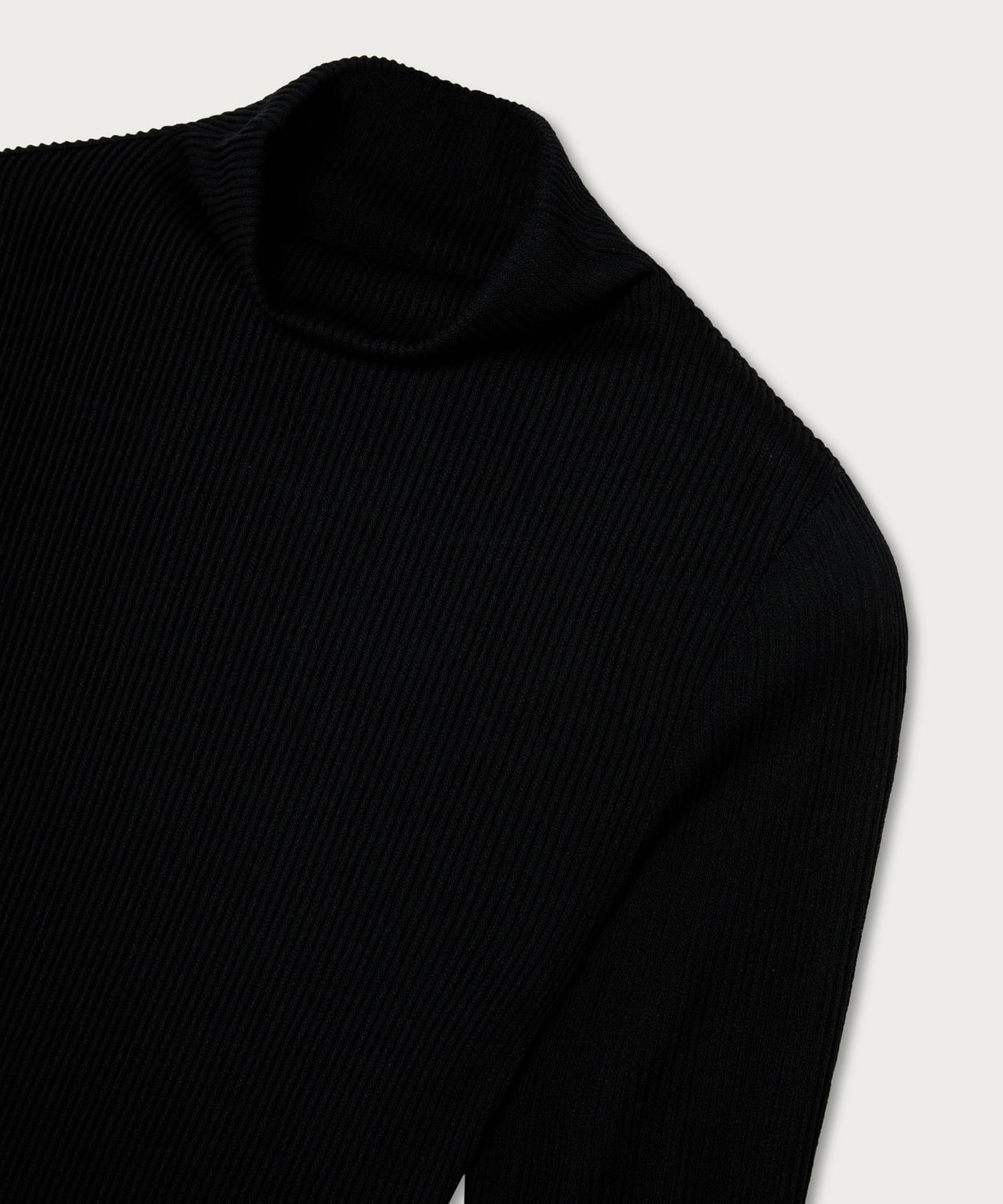 The Asymmetric Ribbed Top Black