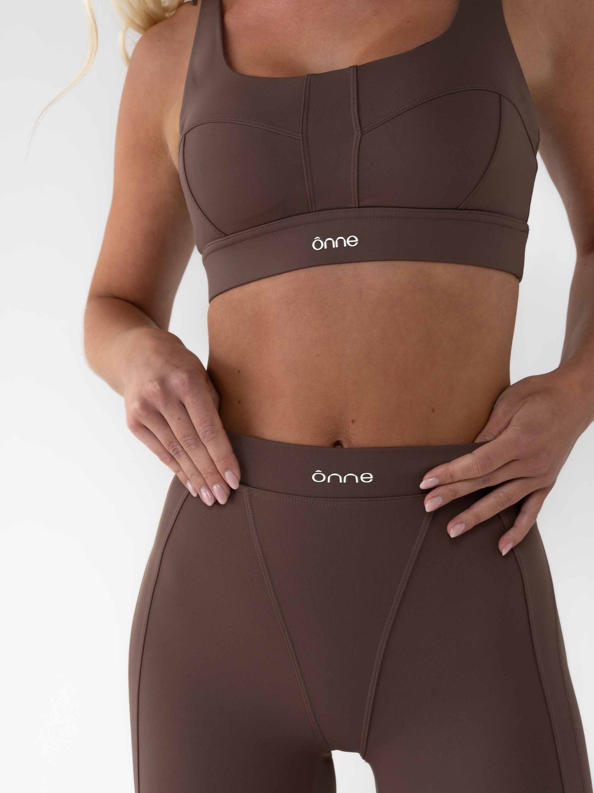 Bruna Top in Dark Brown, ÔNNE activewear