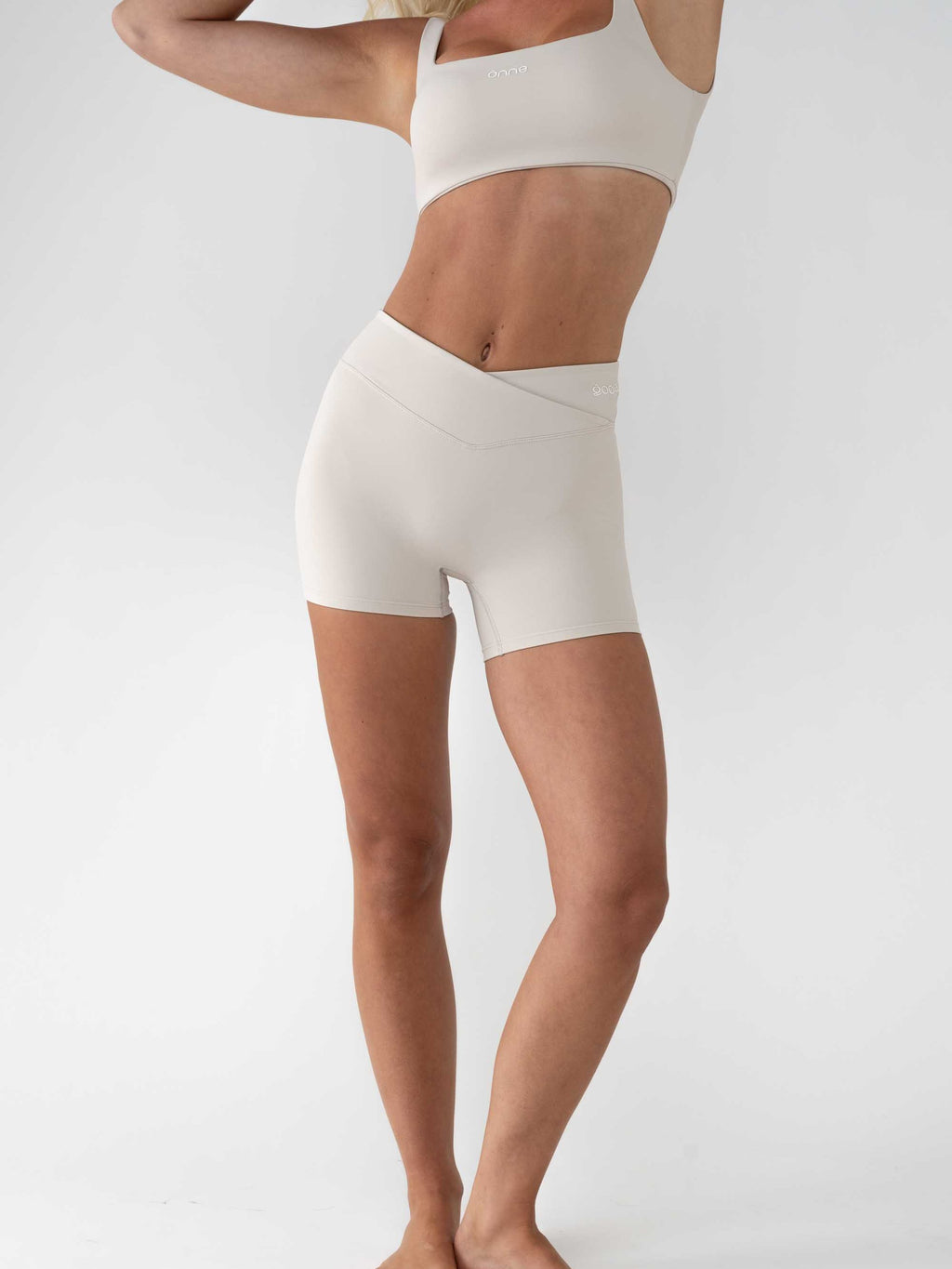 Marlo Shorts in Light Khaki, ÔNNE activewear