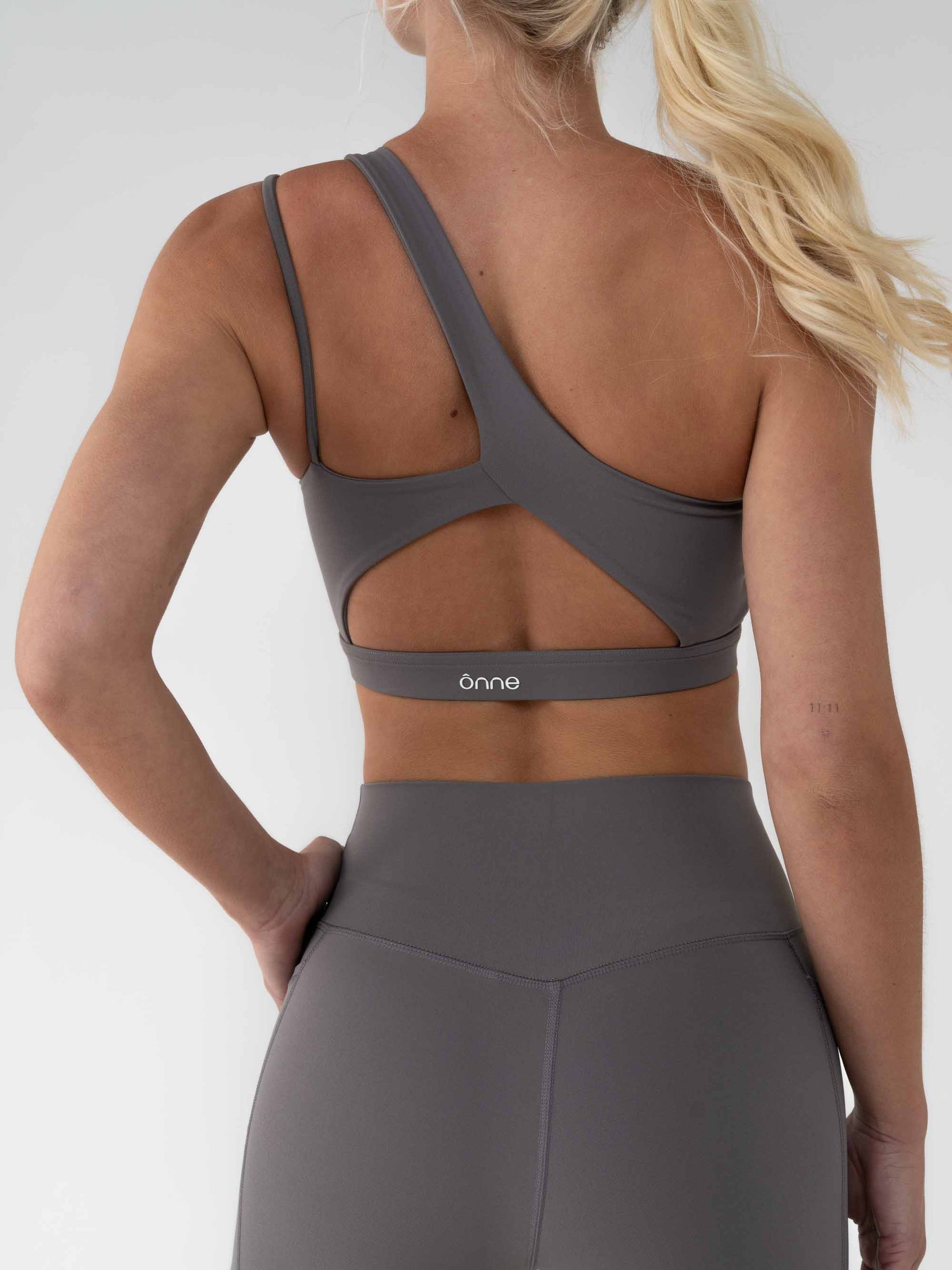 Bark Leggins in Ultimate Gray, ÔNNE activewear